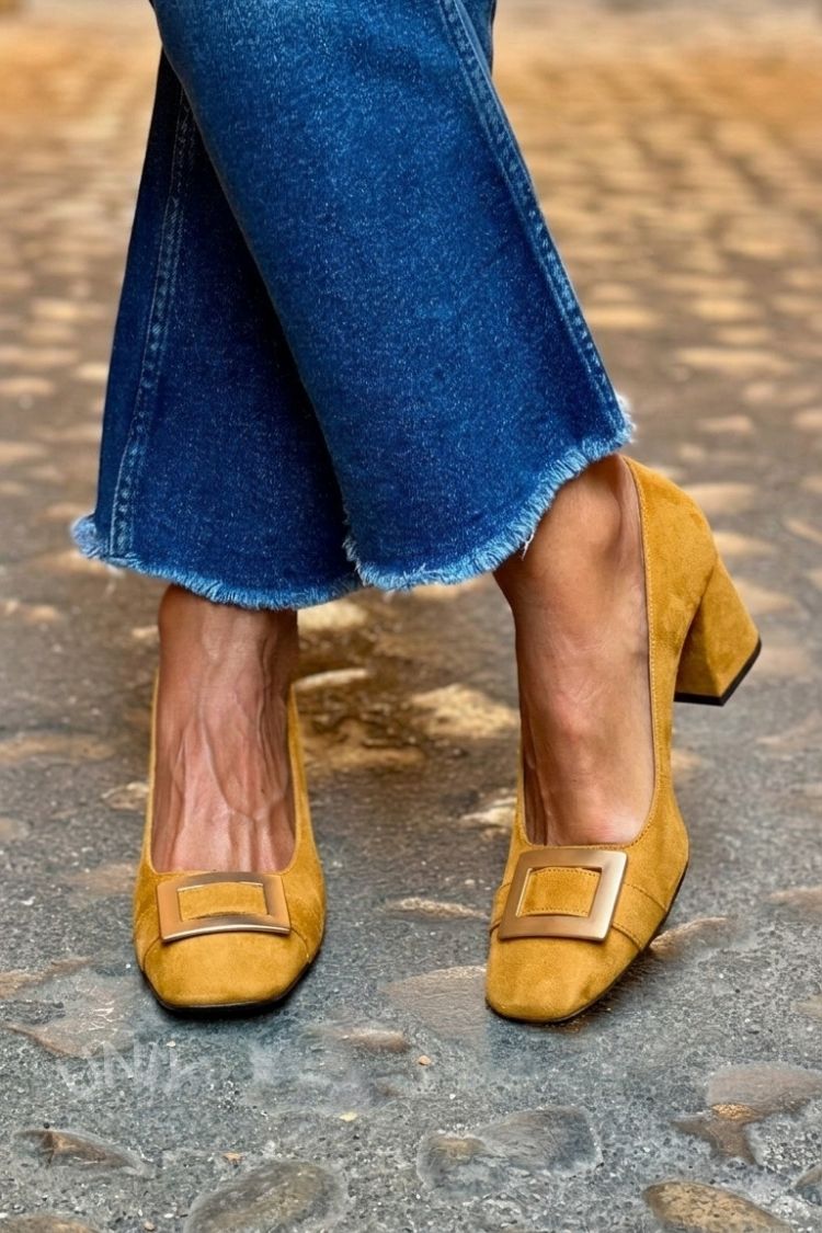 Scarpe da Donna Decollete con Tacco Largo Comodo e Fibbia