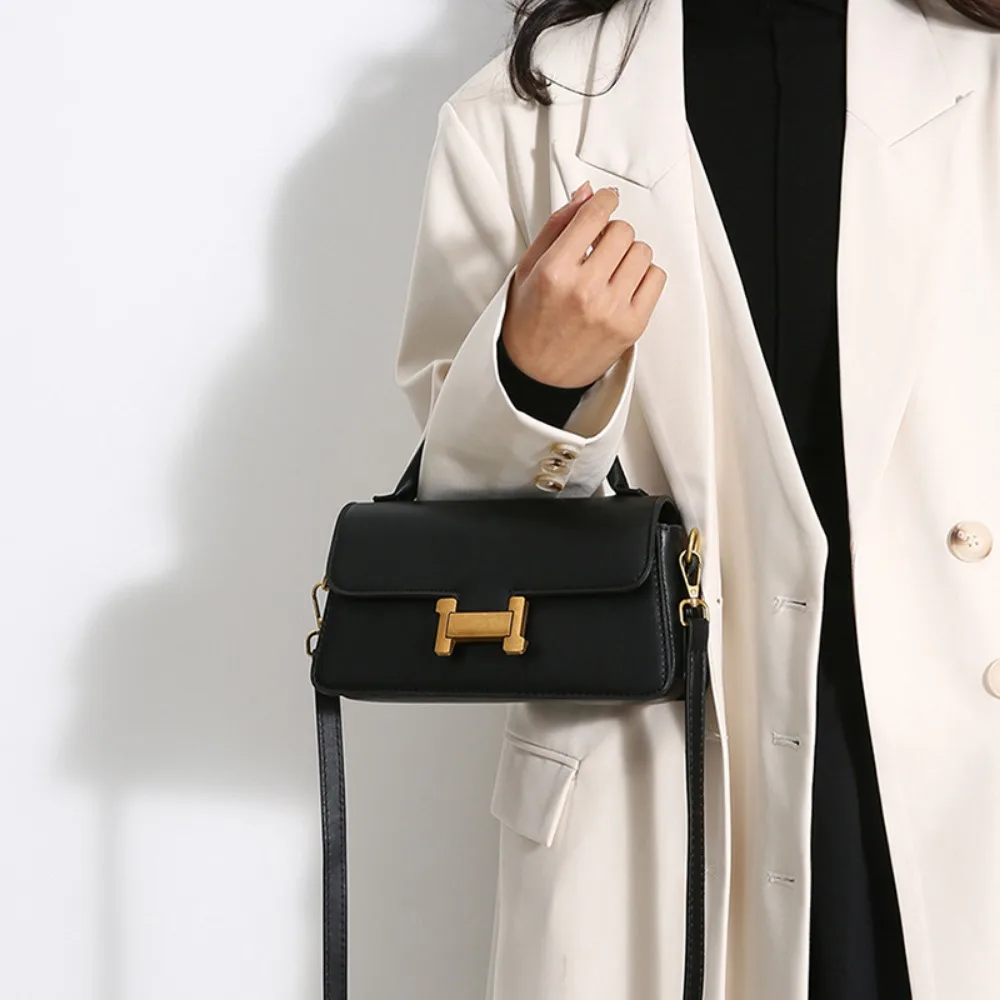 Borsa a Mano Donna con Tracolla e Chiusura Dorata - Borsa Elegante Piccola