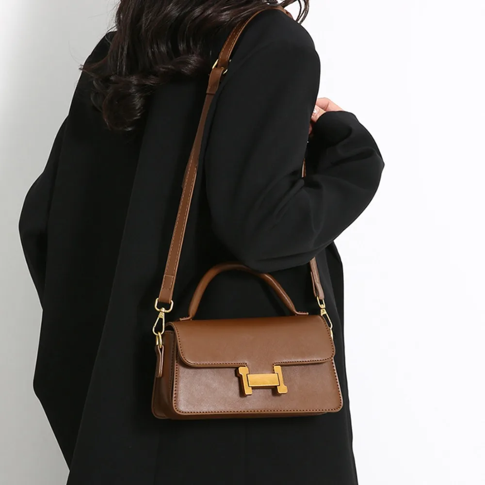 Borsa a Mano Donna con Tracolla e Chiusura Dorata - Borsa Elegante Piccola